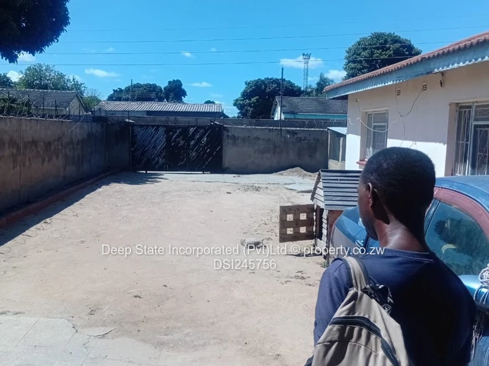 Chitungwiza Unit B house for sale 