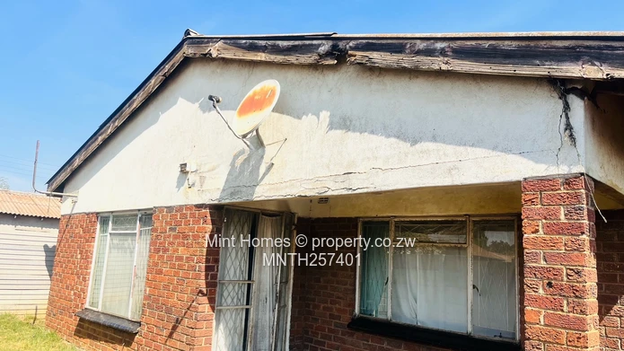  3-Bed Home in Budiriro — Walled, Good ZESA (Sole Mandate)
