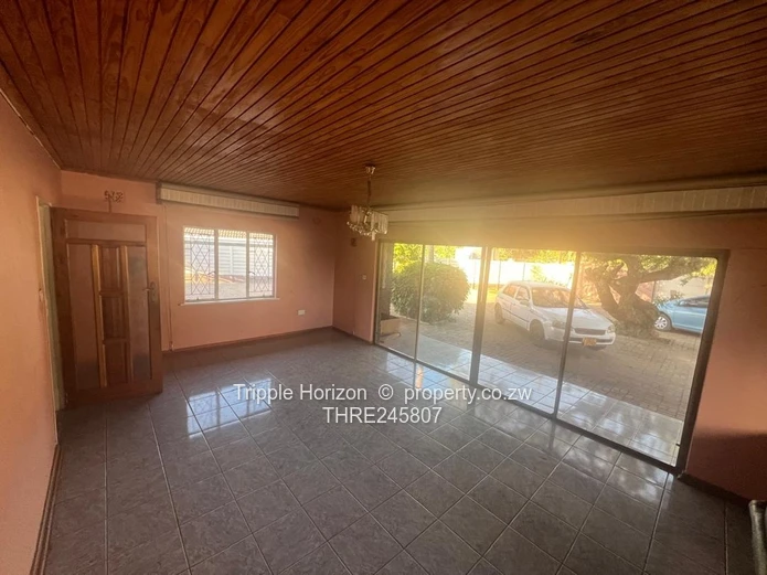 Avonlea 3-Bed Family Home with Pool & Staff Quarters