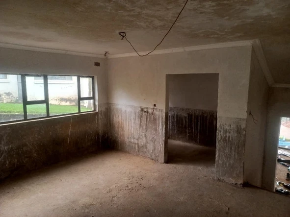 5 Bedroom Flat & Apartment