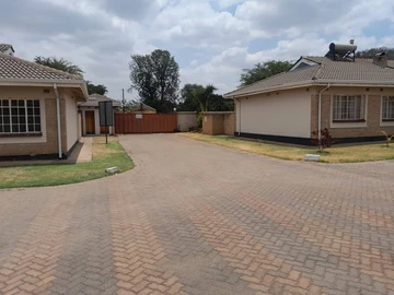 3 Bedroom Townhouse Complex