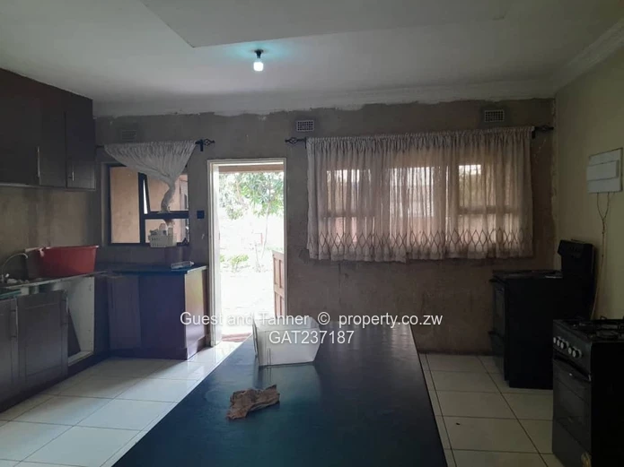 Commercial Property For Rent In Highlands