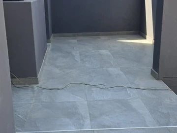 3 Bedroom Flat & Apartment