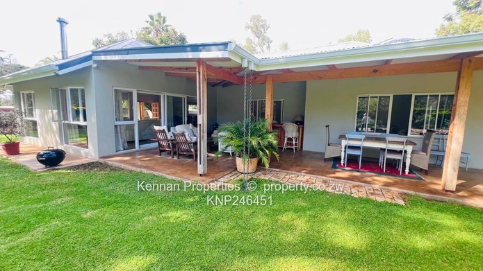 Family Home with separate self contained cottage
