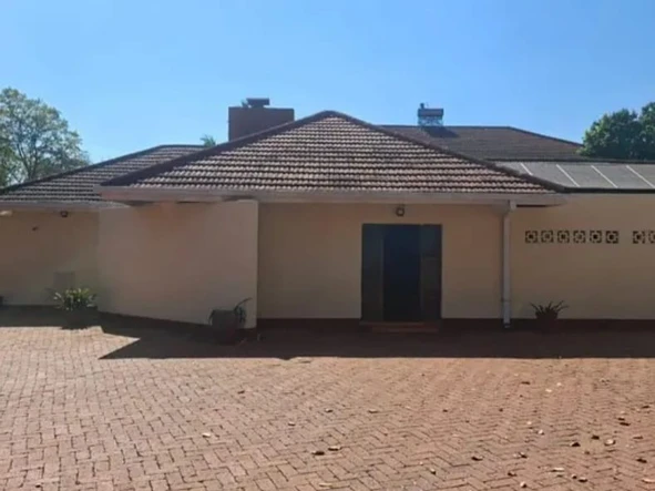 5 Bedroom House