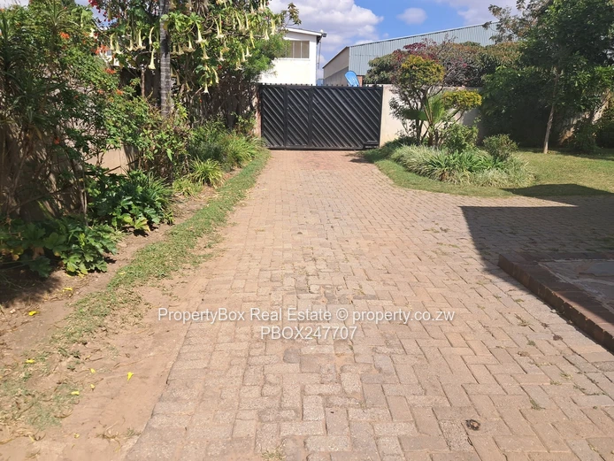 Eastlea 3 bed house for office use!