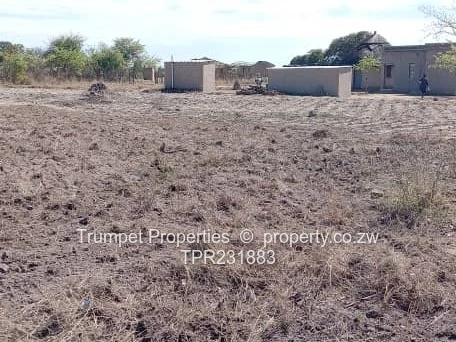 Land For Sale In Chiundura (Sole Mandate)
