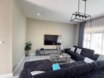 3 Bedroom Garden Flat