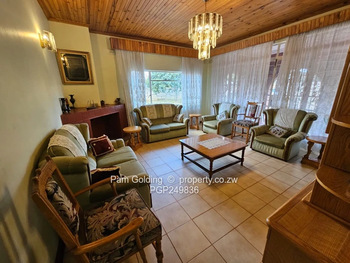 Immaculate 4 Bedroomed Family Residence