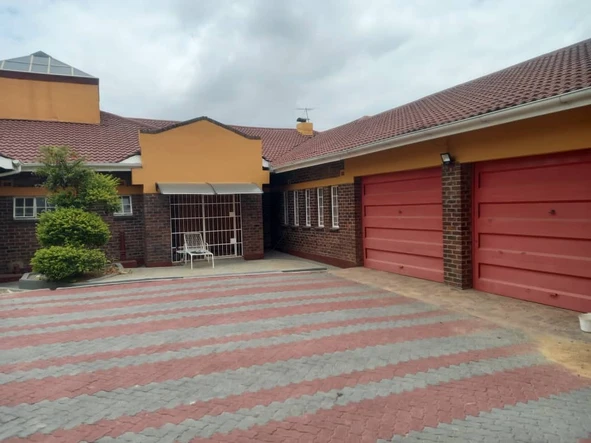 Commercial & Industrial Land