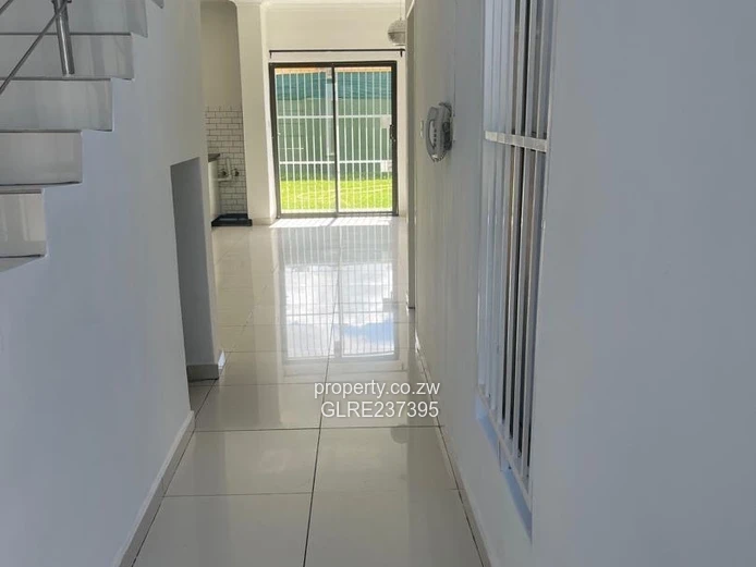 Newlands 3 Bed Duplex Townhouse To Let