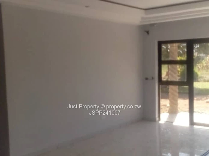 Beautiful House in Galloway Norton : To Rent