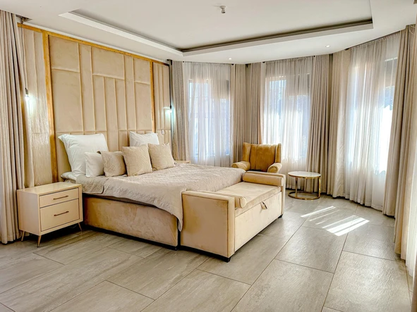 6 Bedroom Townhouse Complex