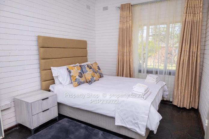 Immaculate Greengrove Furnished Rental (Sole Mandate)