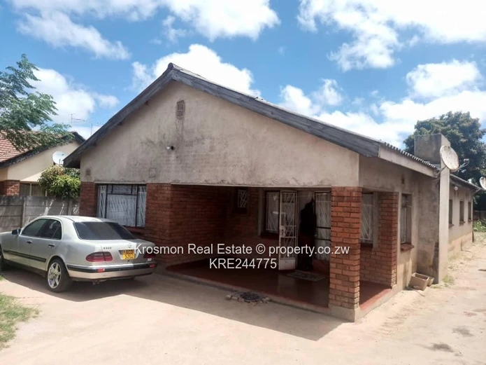 House For Sale (Sole Mandate)