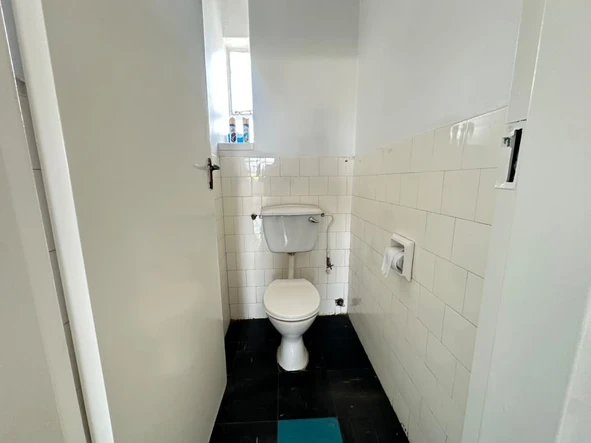 3 Bedroom Flat & Apartment