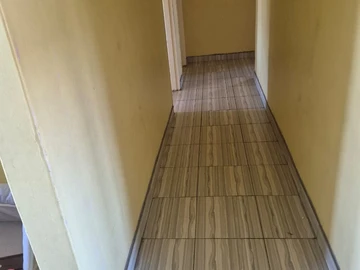 2 Bedroom Flat & Apartment