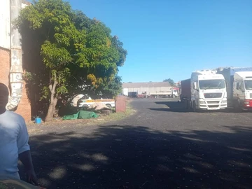 Warehouse & Factory