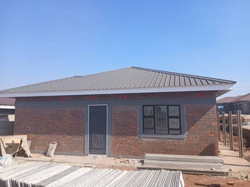 2 Bedroom House