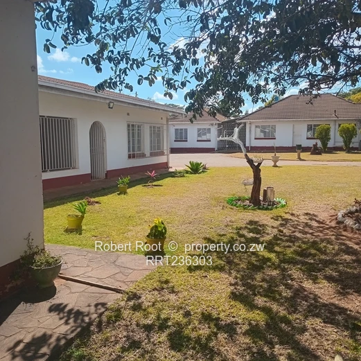 Beautiful Premises On Shared Property Suitable For Offices Or Residential Accomodation