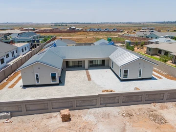 3 Bedroom Townhouse Complex