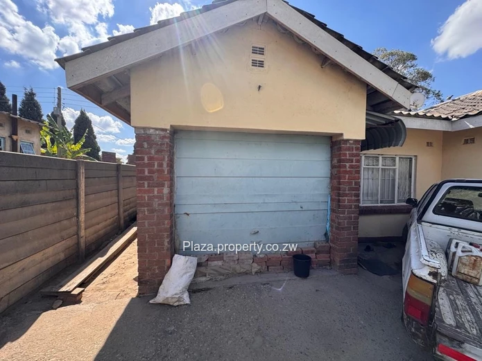 4 Bedroomed House For Sale With Title Deeds