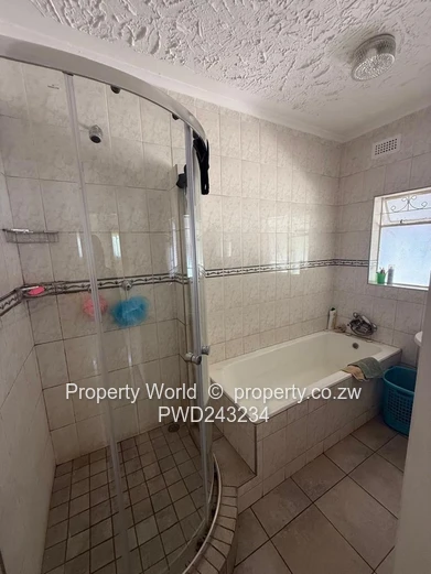 Office To Let In Braeside