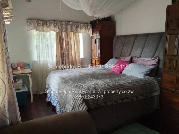 4 Bedroomed house in Riverside for sale