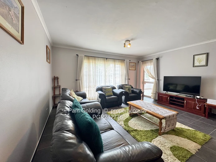 Furnished 2 Bedroom Flat - Upper Avenues
