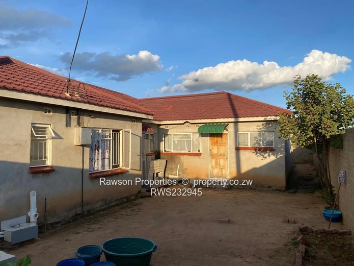 Simple lovely house for sale in fidelity