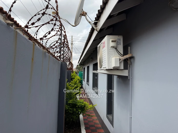 Aspindale Park 4-Bed Home — CCTV, AC & Modern Kitchen (Sole Mandate)