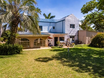 6 Bedroom House