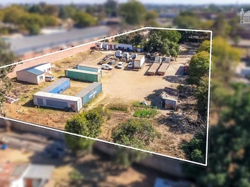 Commercial & Industrial Land