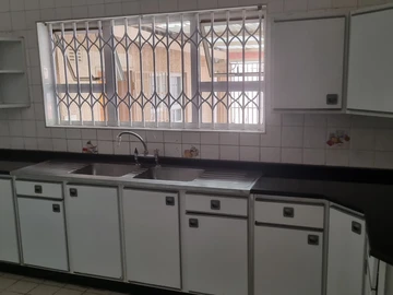 4 Bedroom Townhouse Complex