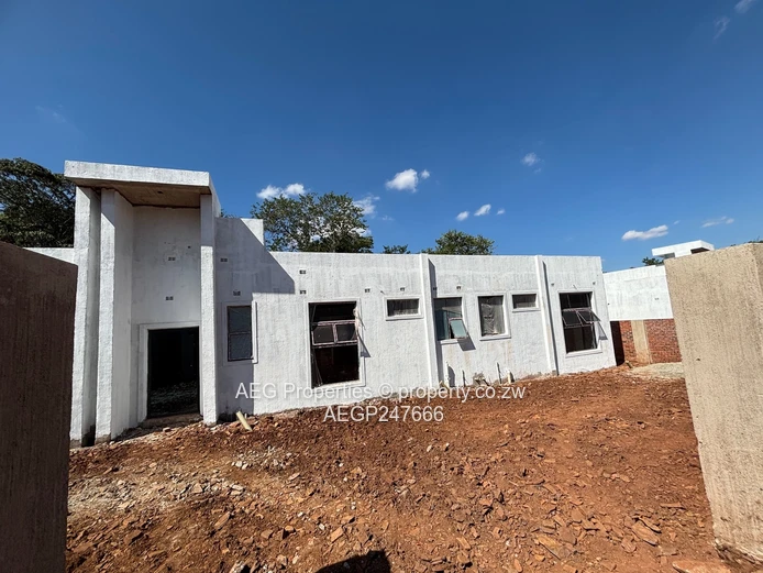 Under-Construction 4-Bed Flats with Pool & Borehole — Highlands (Sole Mandate)