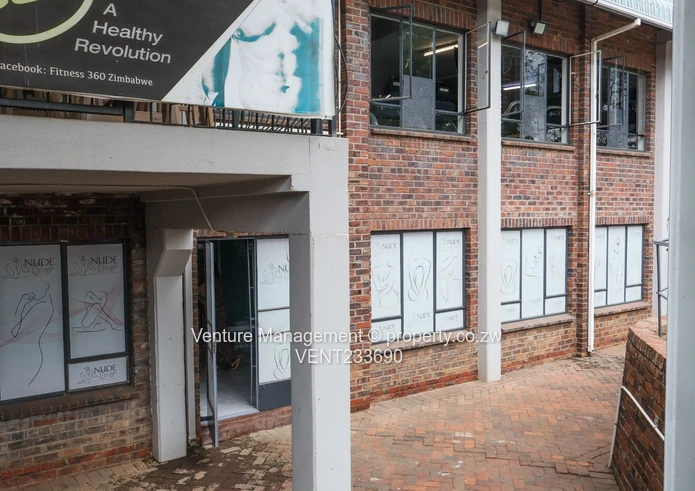 Shop for rent Highlands