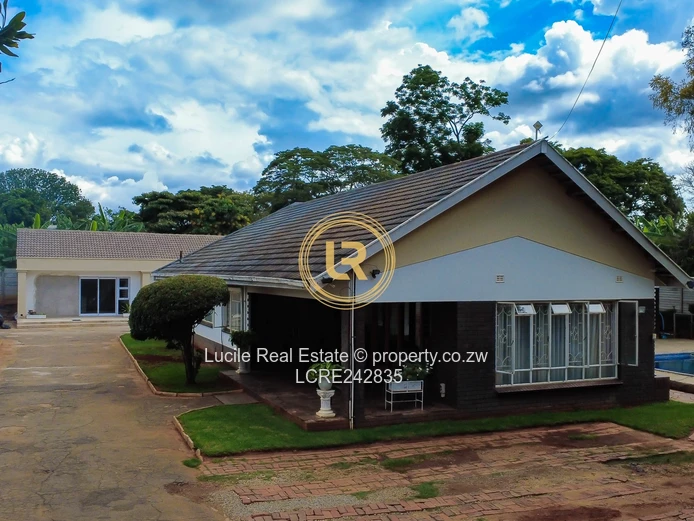 Charming Alexander Park Property -Prime Living