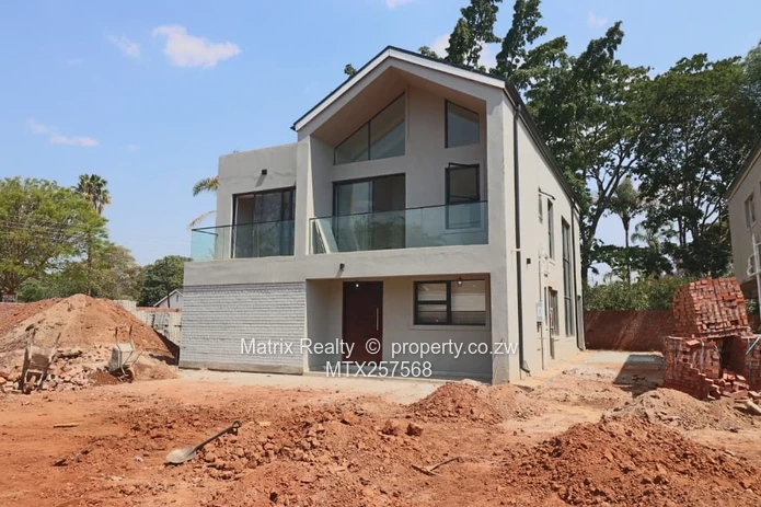 4 Bedroom Townhouses for Sale in Mt Pleasant