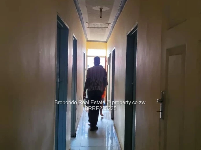 Warren Park D house for sale!