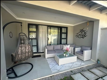 4 Bedroom Garden Flat