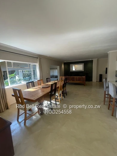 Large family home in quiet neigborhood
