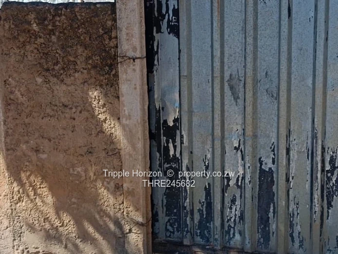 Kuwadzana Extension house, Secure Gate