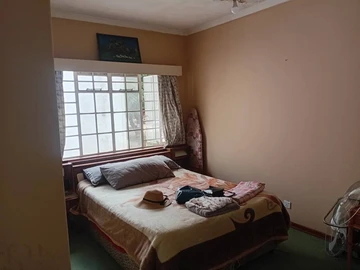 2 Bedroom Garden Flat