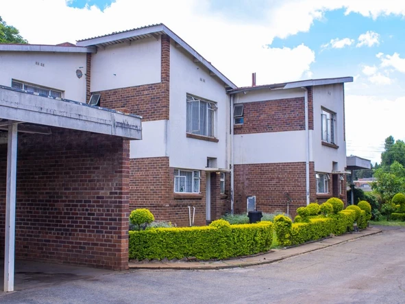 10 Bedroom Flat & Apartment