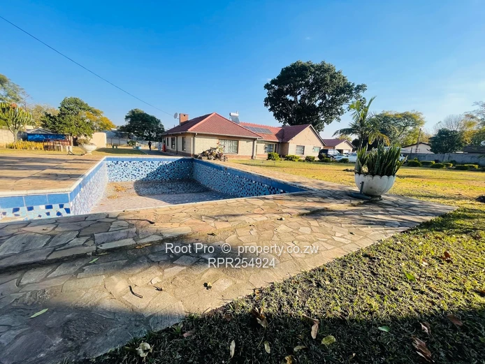 Marlborough House For Sale Close To Harare Drive  (Sole Mandate)