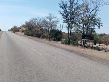 Commercial & Industrial Land