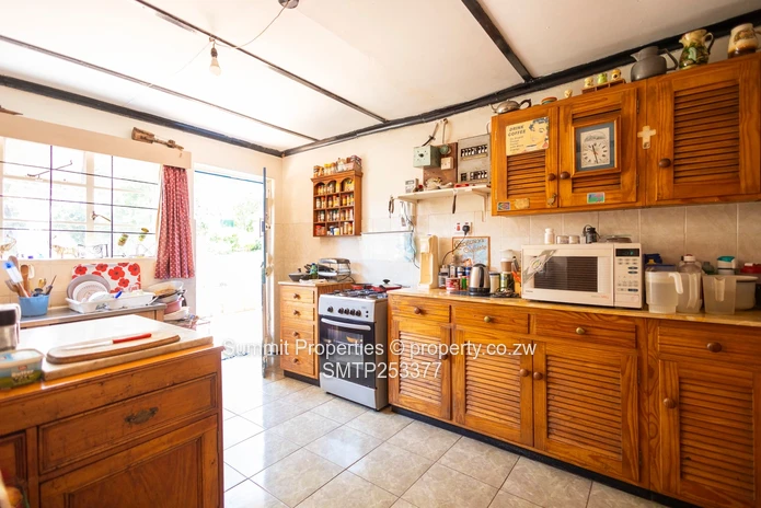 6 Bedroom Property for Sale in Newlands