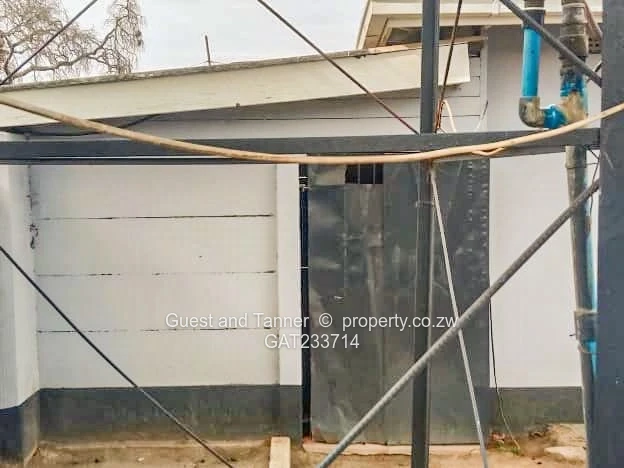 3-Bed House For Sale In Chadcombe