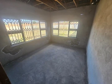 6 Bedroom House