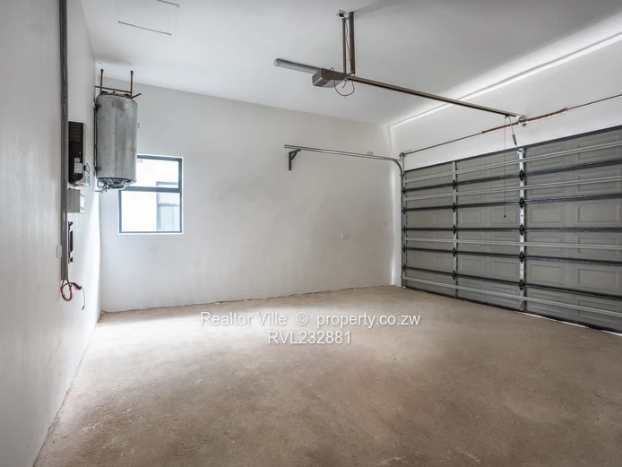 Modern 3-bed Townhouse for Rent in Borrowdale West